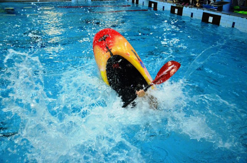 Открытый Чемпионат СПБ по фристайлу на гладкой воде в бассейнах 2014. Квалификация в кат. К1-М