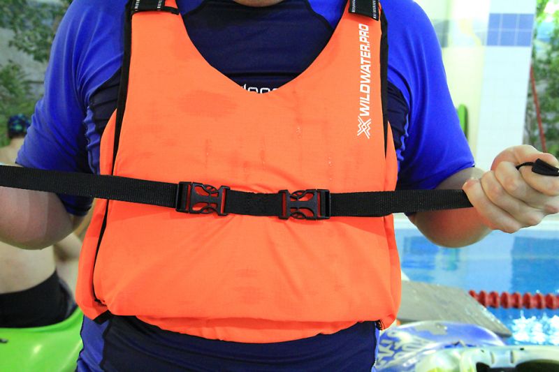 Спасжилет Wildwater.pro
