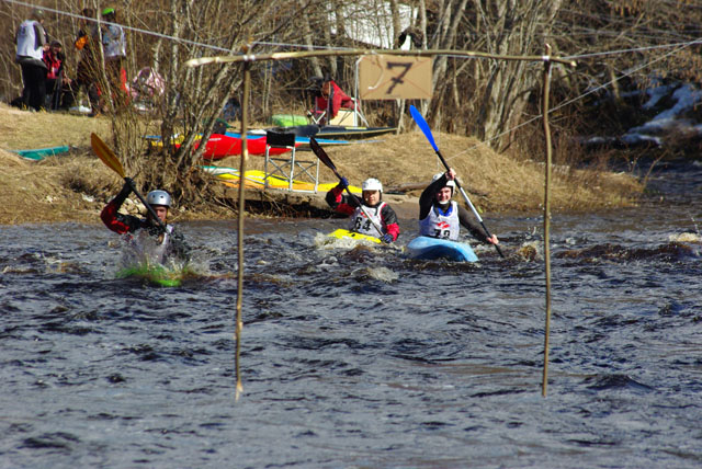 Соревнования КОС 2010, р. Мга, каяк-кросс