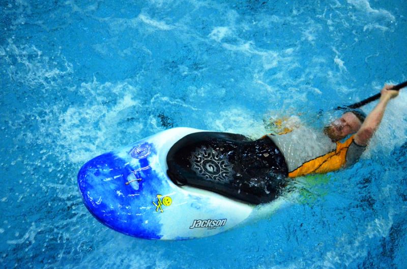 Открытый Чемпионат СПб по фристайлу на гладкой воде.  Финал в кат. К1-М.