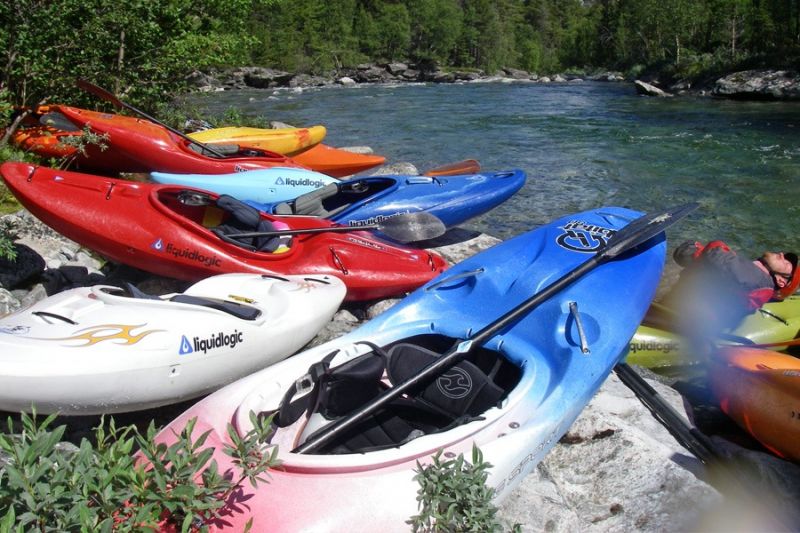 Норвегия, р. Lora. Фотка специально для Володи Чубарова(www. kayaker.ru)